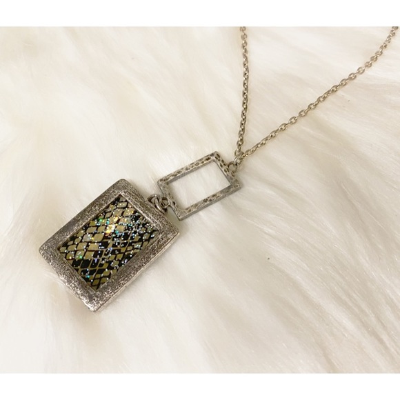 Vintage Parker Necklace - Picture 4 of 6